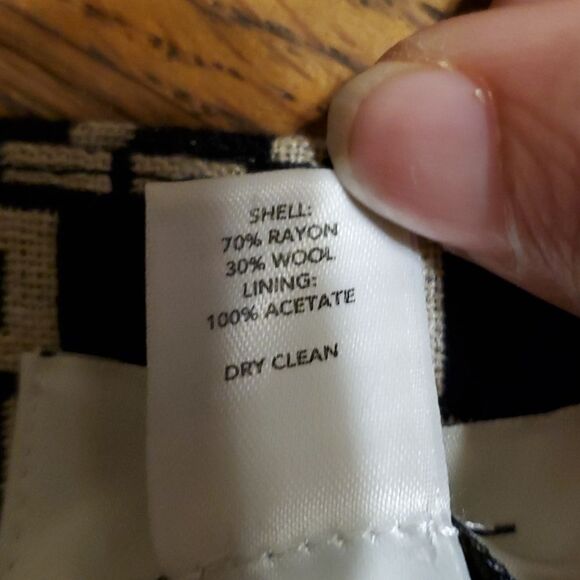 Ann Taylor Wool Pleated Skirt sz 4 - Picture 5 of 5